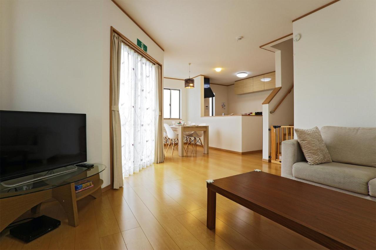 Villa 名護ビーチハウス Agarii Exterior foto